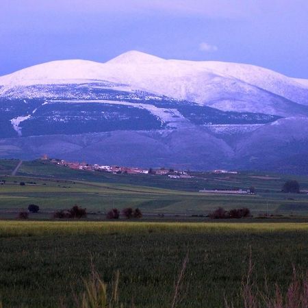 Apartamentos La Dama Azul Ágreda Екстериор снимка