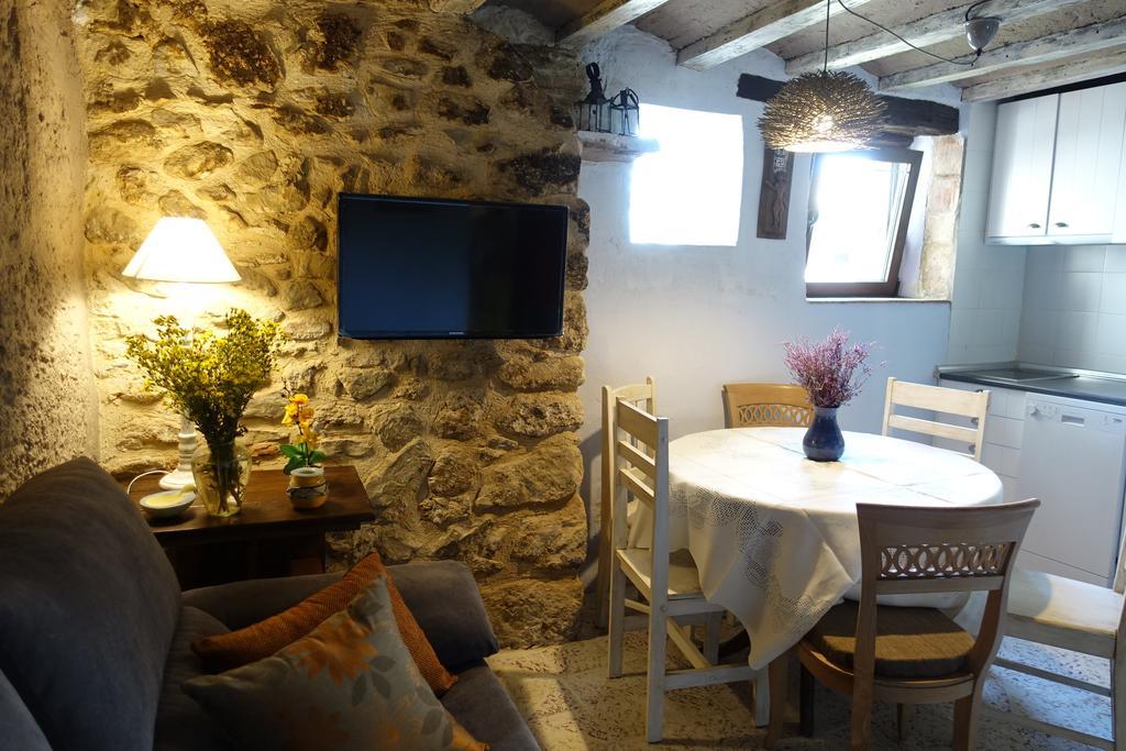 Apartamentos La Dama Azul Ágreda Стая снимка